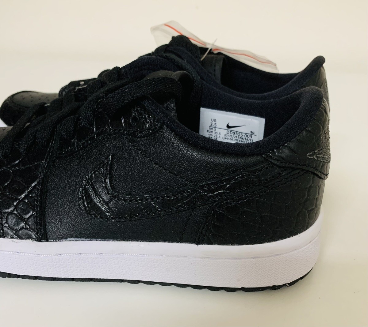 Nike Air Jordan 1 Low Golf Shoes Mens Sz 3.5/ Women 5 Black Nike Air Jordan 1 Low Golf Shoes Mens Sz 3.5/ Women 5 Black