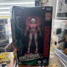 Transformers Earthrise Kingdom War for cybertron deluxe Arcee Factory Sealed