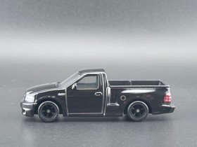 Hot Wheels 99 Ford F-150 Lightning Power Trip FPY86-961 R 1/64