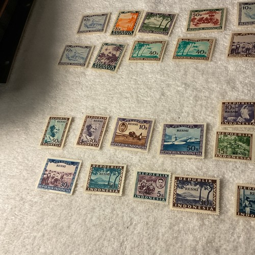 INDONESIA -3 COMPLETE SETS.Lot of 47-STAMPS MNH-#387 - 第 6/13 張圖片