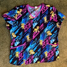 Scrubstar Women's Disney Lion King Black V-Neck Print Scrub Top Simba 2XL XXL