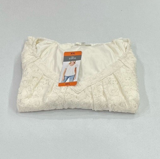 Cupio Women's Short Sleeve V-Neck Lace Top, Whisper White, Size XXL