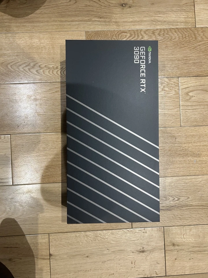 (WITH BOX) NVIDIA GeForce RTX 3090 Founders Edition 24GB GDDR6X Graphics Card - Image 3 of 4