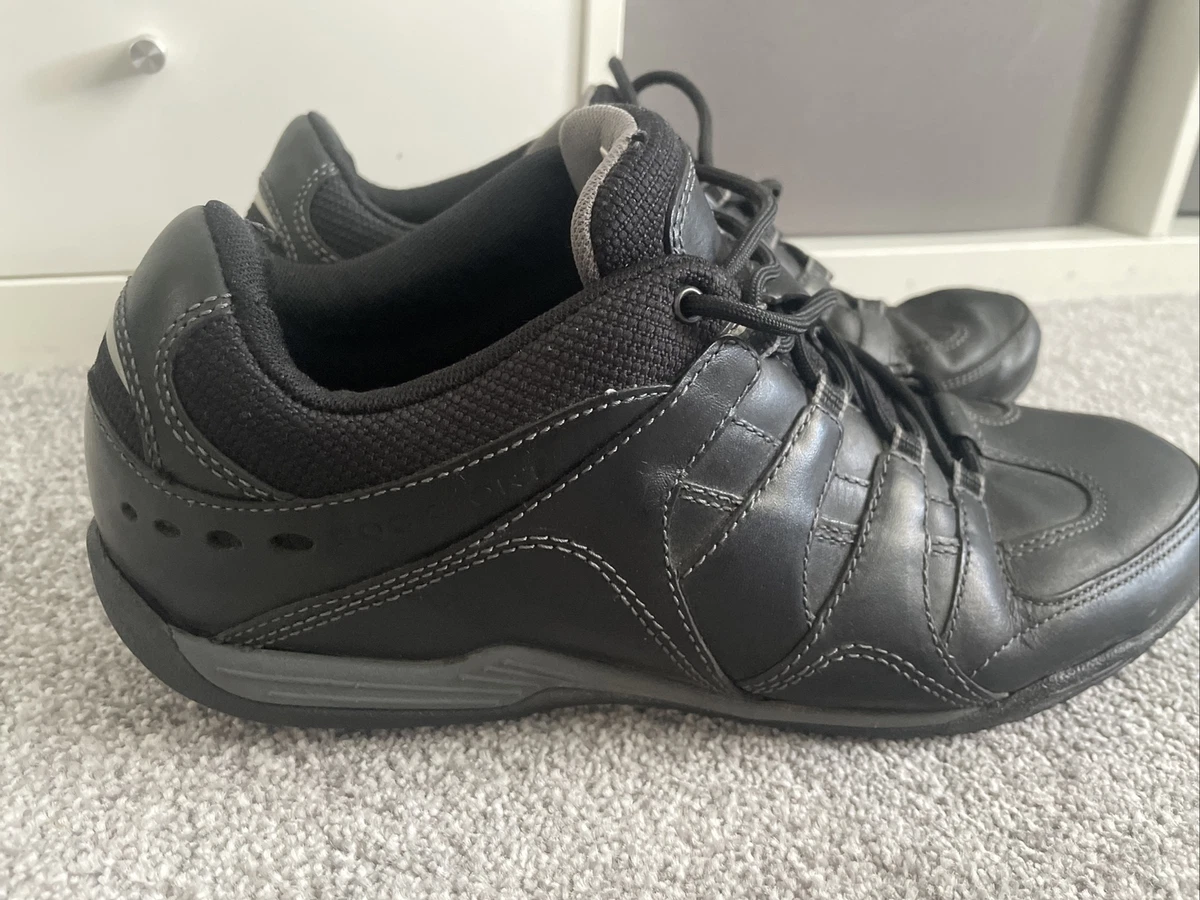 9.5 w deals us shoe size