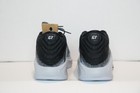 Foto 9 di 11
