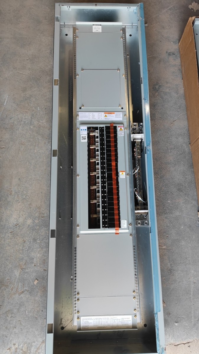 EATON PRL1x 400 AMP 208/120V 3PH 4W 42 Circuits Panelboard NEMA 1