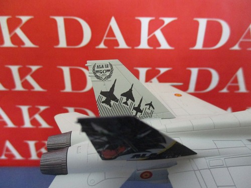 Die cast 1/100 Modellino Aereo Aircraft McDD/Boeing EF-18M Hornet 2008 Spain - Imagen 5 de 7