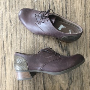 dansko mens dress shoes