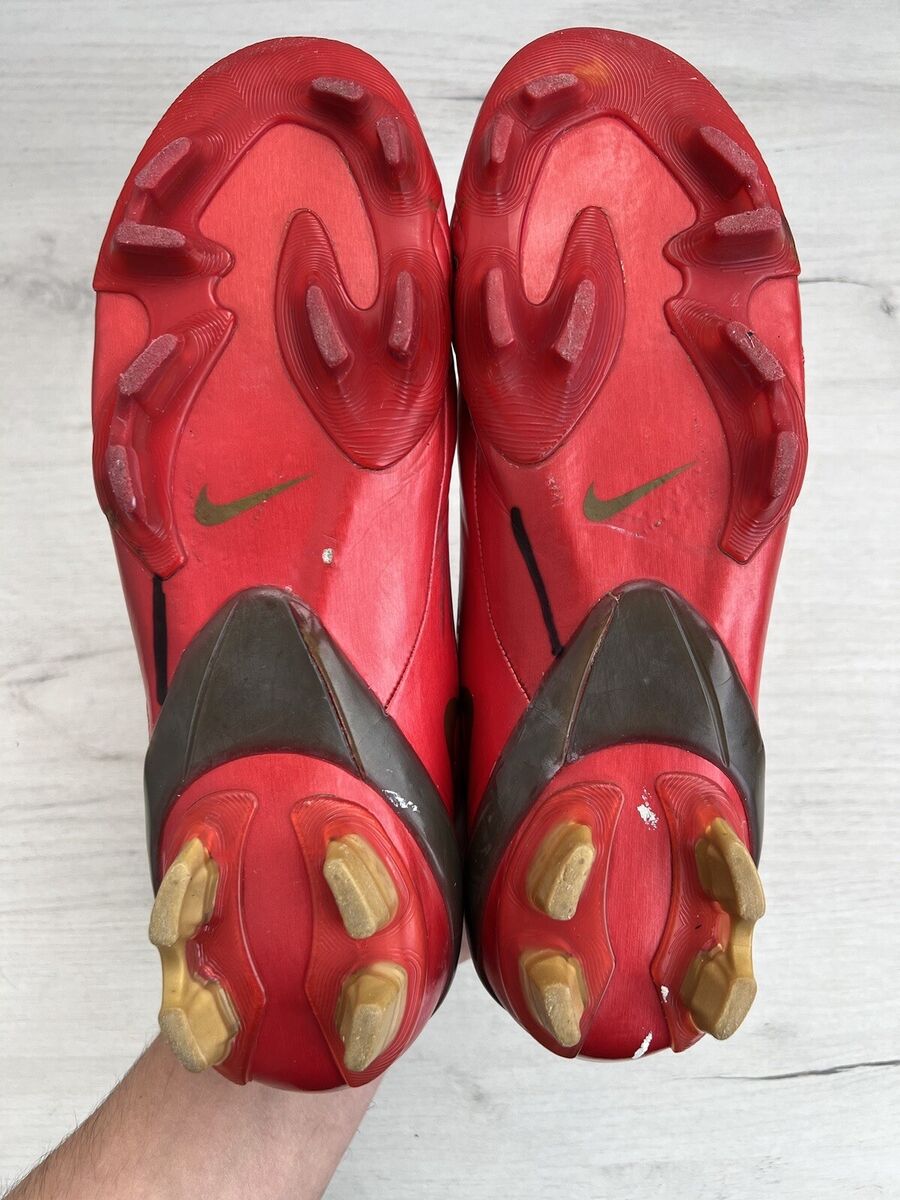 NIKE MERCURIAL VAPOR IV RED FOOTBALL SOCCER CLEATS RETRO NIKE MERCURIAL VAPOR IV RED FOOTBALL SOCCER CLEATS RETRO