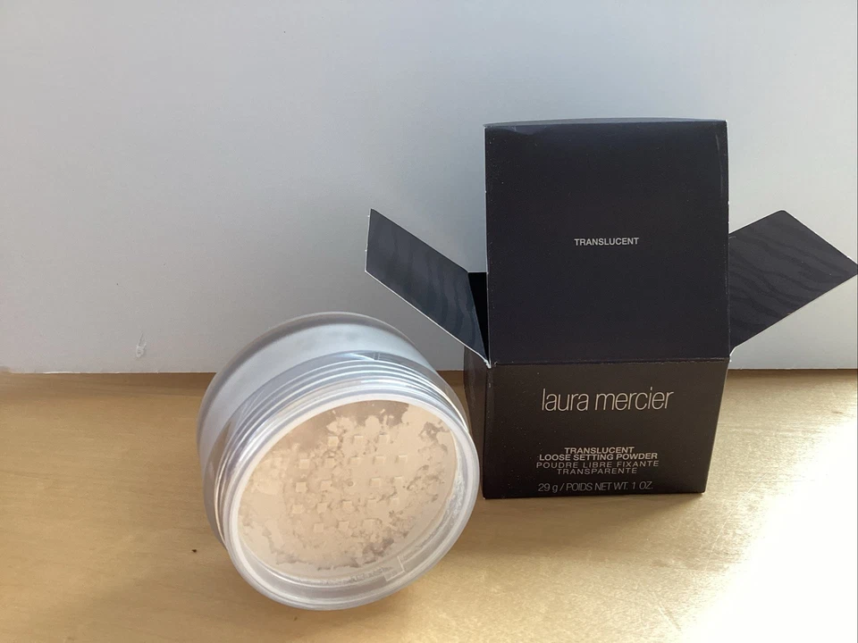 Laura Mercier Translucent Powder - 1oz NIB - Image 3 of 4
