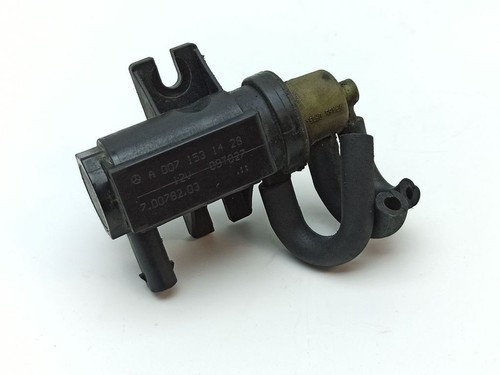 Mercedes-Benz E W212 W204 Turbo Magnetventil A0071531428 PUM62084