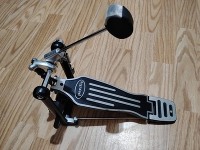 PDP Pacific Single Bass Drum Kick Pedal Silver Black