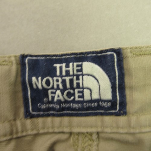 North Face Shorts Mens 34 Outdoors Hiking Pockets Lightweight Beige Plaid Cargo - Picture 3 of 11