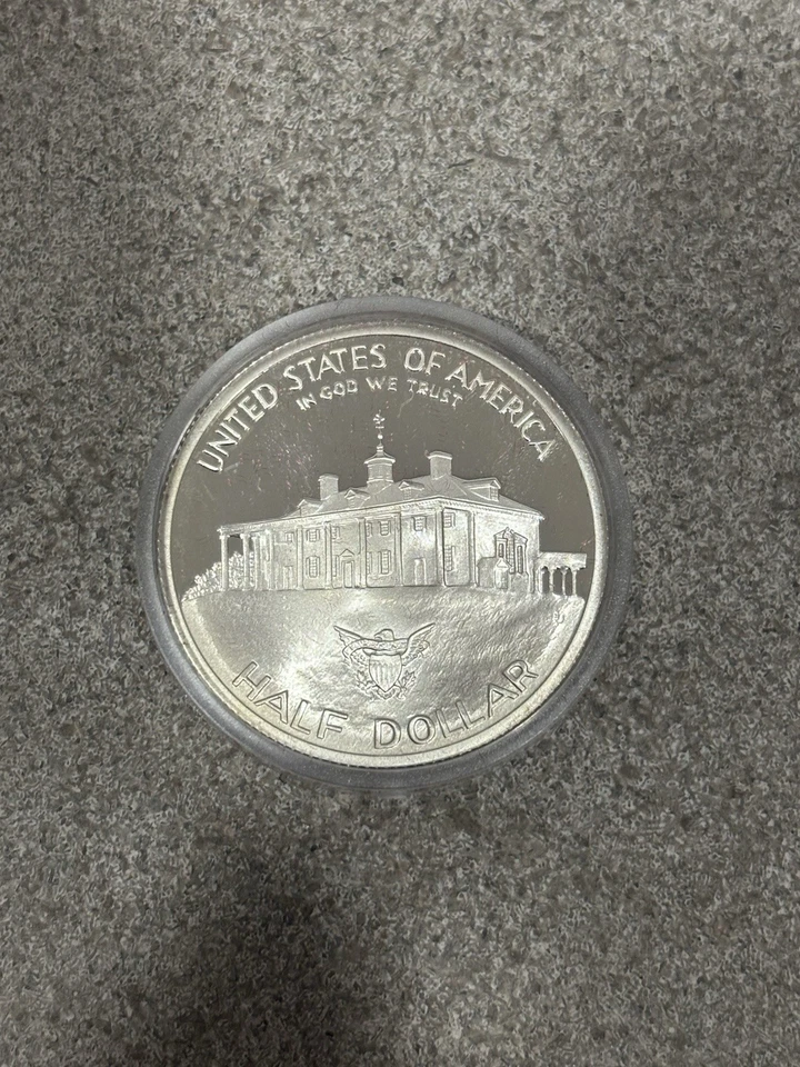 George Washington Commemorative Half Dollar 1732-1982, 90% Silver - Image 3 of 4