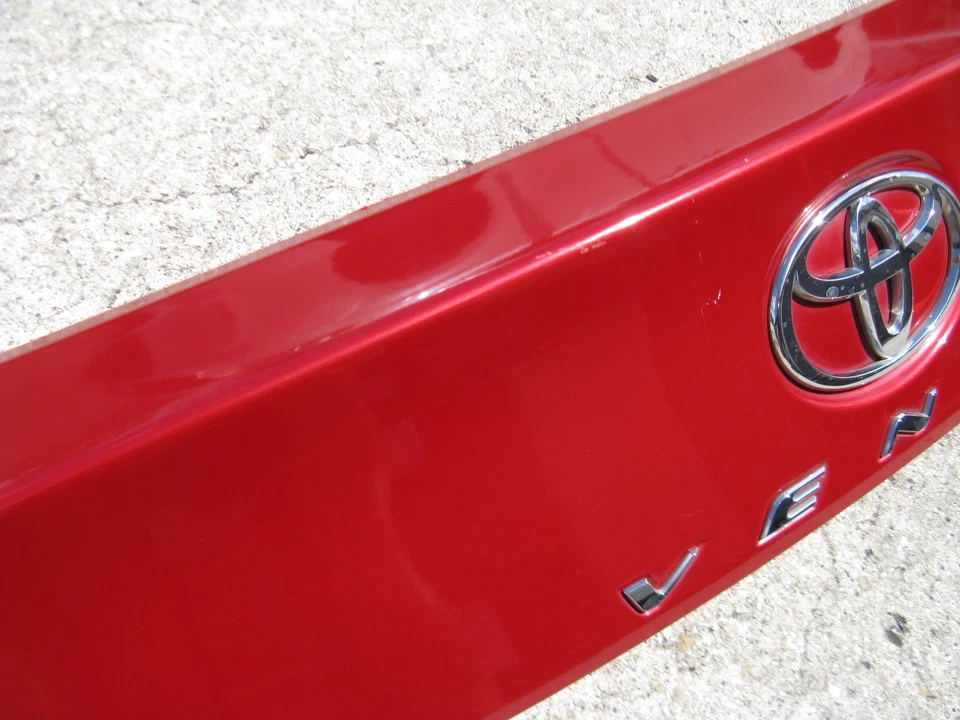 09 10 11 12 13 TOYOTA VENZA PUERTA TRASERA MALETERO TAPA MOLDURA PANEL CUBIERTA Foto 3 de 4