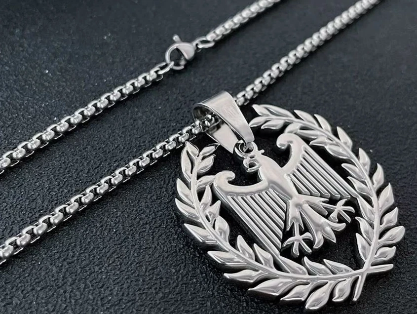 Deutschland Anhänger Bundesadler im Lorbeerkranz mit Edelstahlkette 60cm - Bild 4 von 4