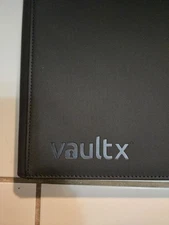 Vaultx binder 12 pocket - black colorway