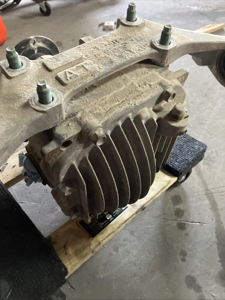 Mazda MX-5 Miata 2006-2015 conjunto diferencial aire acondicionado fabricante de equipos originales 134 k millas Foto 2 de 4