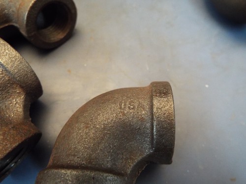 Four (4) 1/2'' 150# black iron female pipe fitting Ell-90 degree Made USA