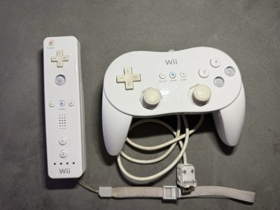 Wii Wired And Wireless Controllers In White