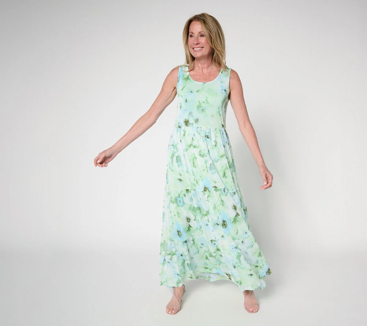 designer rental dresses RENT Vintage Emerald Green Velvet Maxi Dress – WearMyWardrobeOut