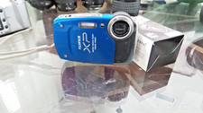 FUJI FINE PIX XP20 WATERPROOF SHOCKPROOF BLUE WORKING DIGITAL CAMERA BUNDLE