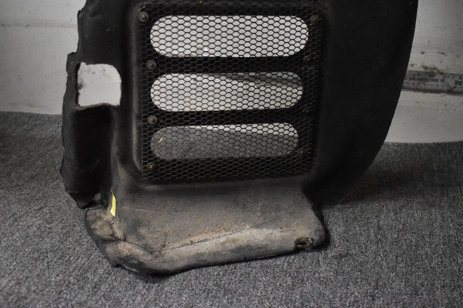 FERRARI FENDER LINER FACTORY OEM
