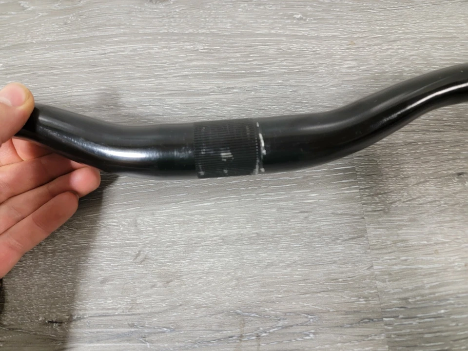 Manillar de bicicleta de montaña Promax 31,8 mm abrazadera 700 mm W 20 mm R Foto 2 de 4