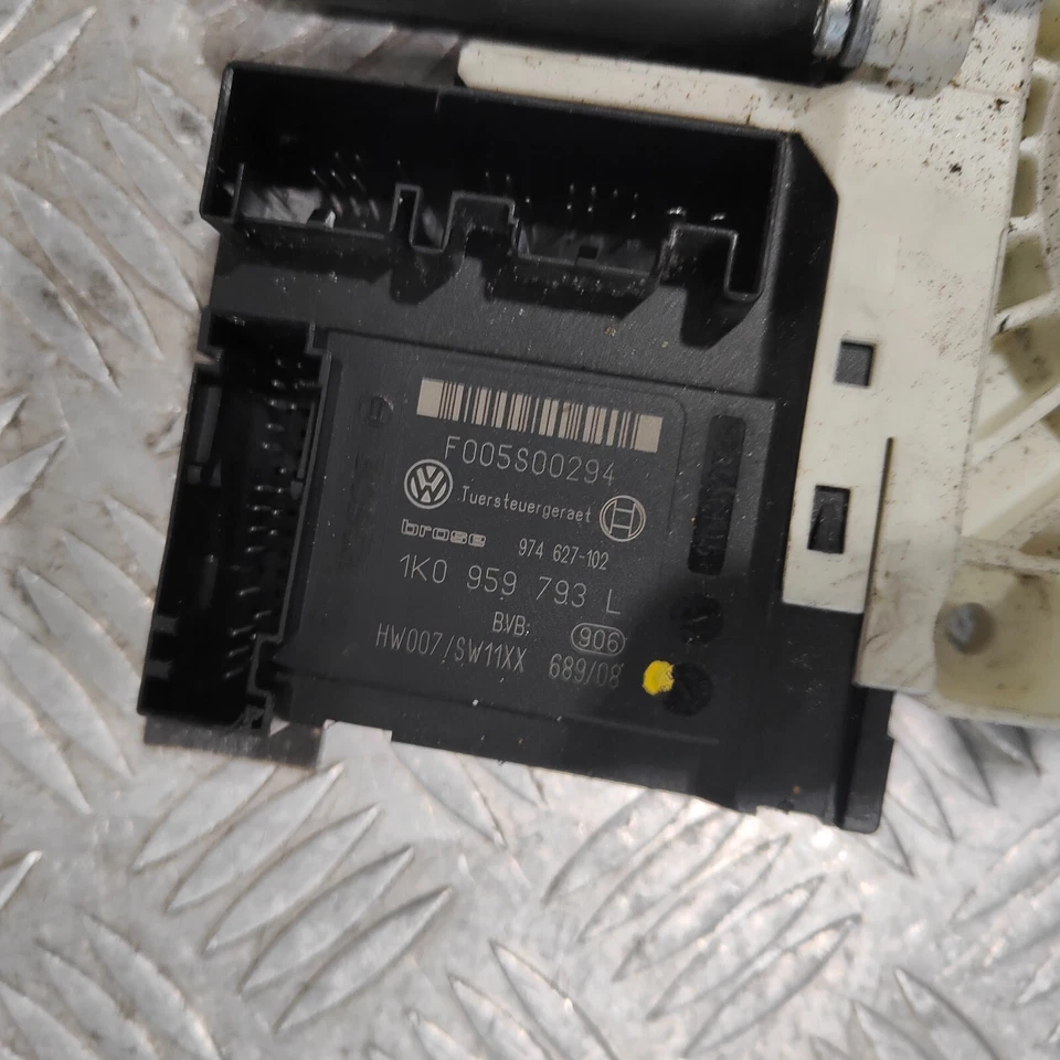 Volkswagen Passat 2008 conductor ventana delantera derecha motor 1K0959793L Foto 3 de 4