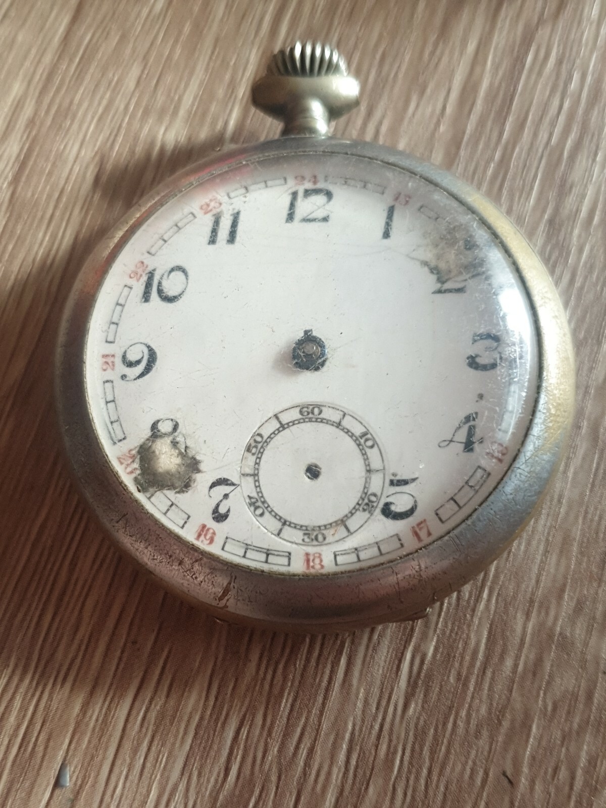 Montre Gousset Ancienne En Argentan Début 1900 - Pour Pièces Ou Restauration (balancier Cassé)