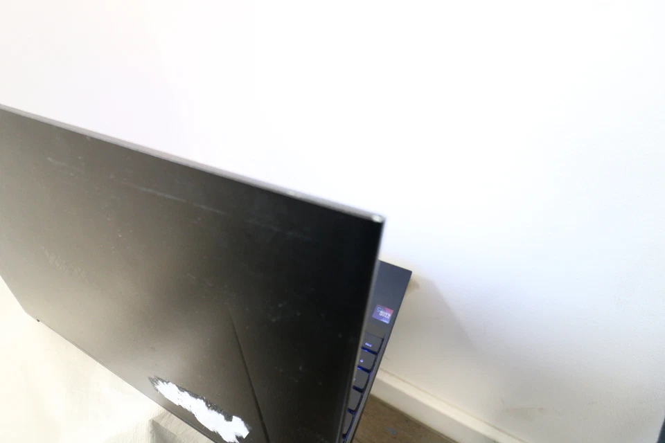 XMG NEO 15 geforce gtx / i7 / 16GB / 256GB / 1TB Gaming Notebook vom Händler - Bild 4 von 4