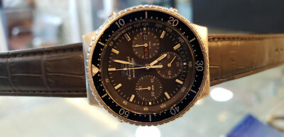 VINTAGE SEIKO 7A38-7070 CHRONOGRAPH SPORTS 100 QUARTZ MENS