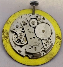 Vintage Ronda RL Cal 1213 Man Wind Swiss Watch Movement Sheffield Dial Running 