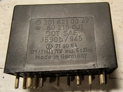 Mercedes 300SEL W124 W126 W201 Flasher Wiper Relay 2018210047 60215001 Multi use