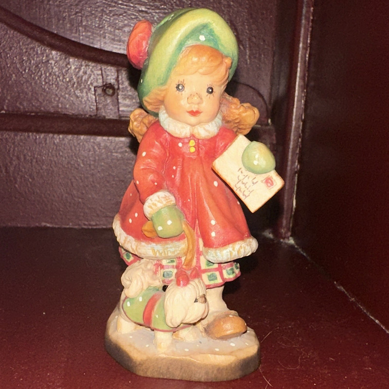 ANRI Sarah Kay Design Valentine Limited Edition Wood Christmas Girl Figurine