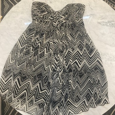 Express Women s Top, Silk, No Straps Included, Small Tears On Slip Inside, Sz 2