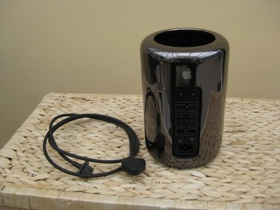 Apple Mac Pro 6.1 Ende 2013 ( Mülleimer )