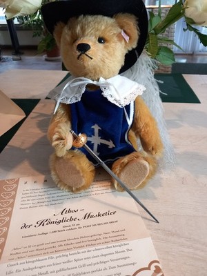 Steiff 99270  Athos   der Königliche Musketier    Limitierte Edition 1.500 Stück