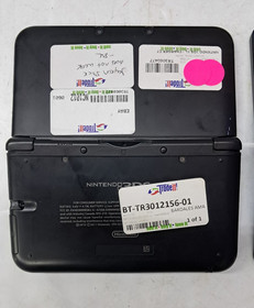 Nintendo DS Handheld Consoles (LOT OF 4) (PARTS/REPAIR)