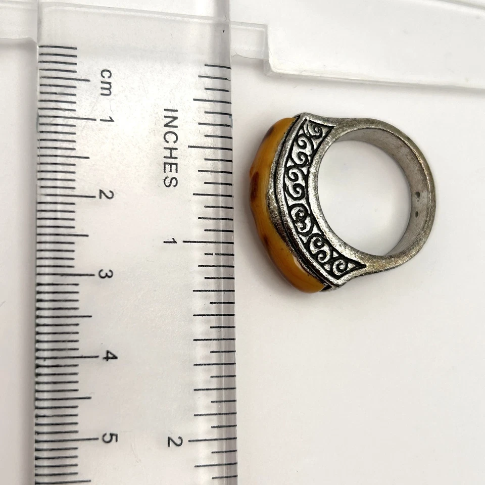 纯银宽带戒指 尺寸 7.5 黄色树脂镶嵌波西米亚工匠 13 克 — 第 4/4 张图片