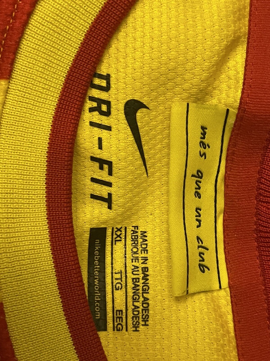 超レア！！ A. Iniesta Bodega スポーツウェア 赤/黄色 NIKE XL Iniesta #24 FC Barcelona 2006-2008 Away Soccer