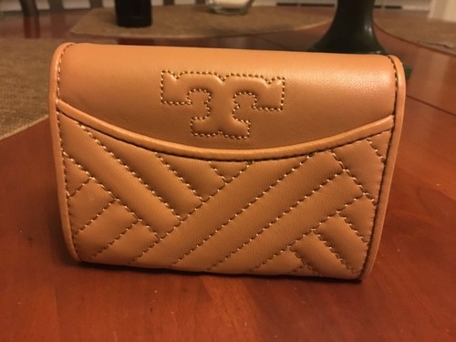 tory burch aged vachetta