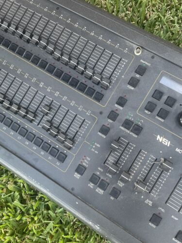 ⭐️NSI MC 7532 LIGHTING CONTROLLER 32/64 CHANNEL⭐️No Power Cord⭐️Untested⭐️ - Picture 3 of 16