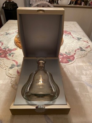 Leere Hennessy Paradis Rare Cognac mit Box, Flasche ist leer! Siehe Bild!