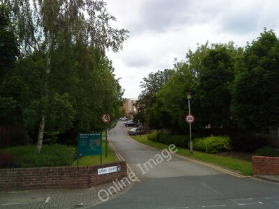 Foto 6x4 Lower Court, Beeston Beeston\/SK5236 um 2010