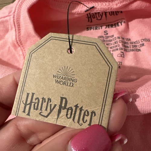 Harry Potter New York Wizarding World Authentic Spirit Jersey NWT S Pink - Picture 8 of 11