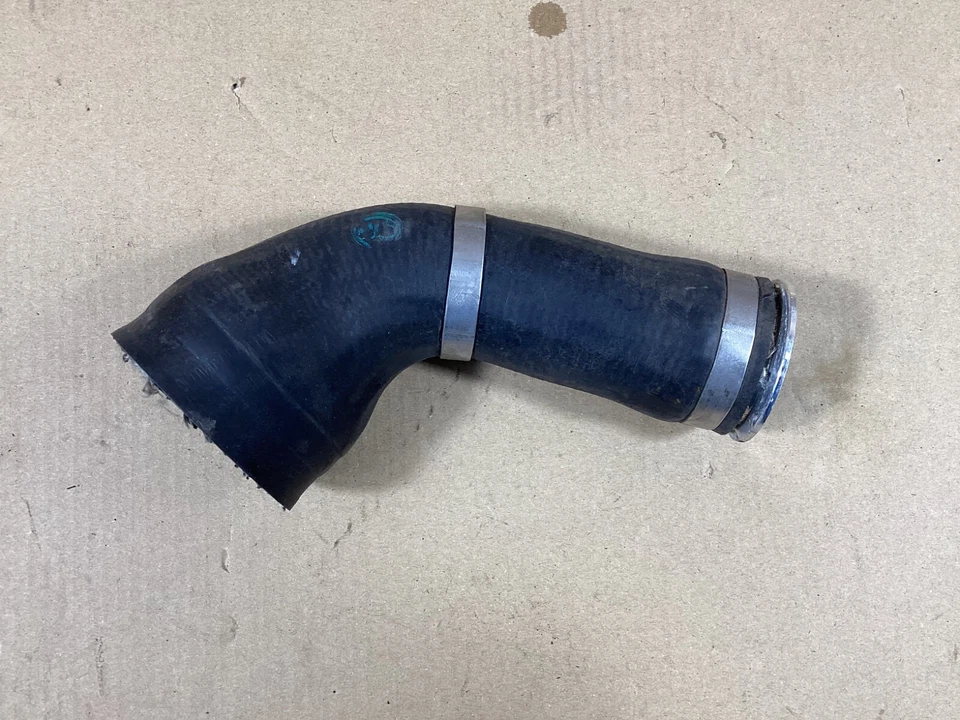 BMW 740i 750i 2009-2015 lado izquierdo admisión de aire conducto manguera tubo 7575408 OEM. Foto 2 de 4