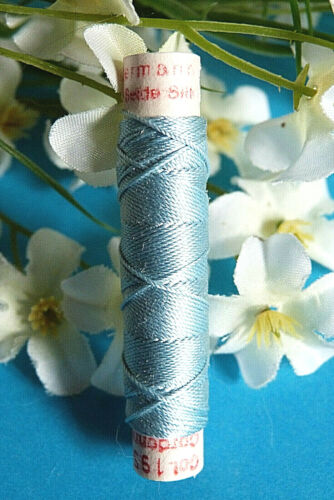 125BBIS Superb Coil Drawstring Silk Gutermann " Blue Clear " N° 195 - Picture 1 of 2