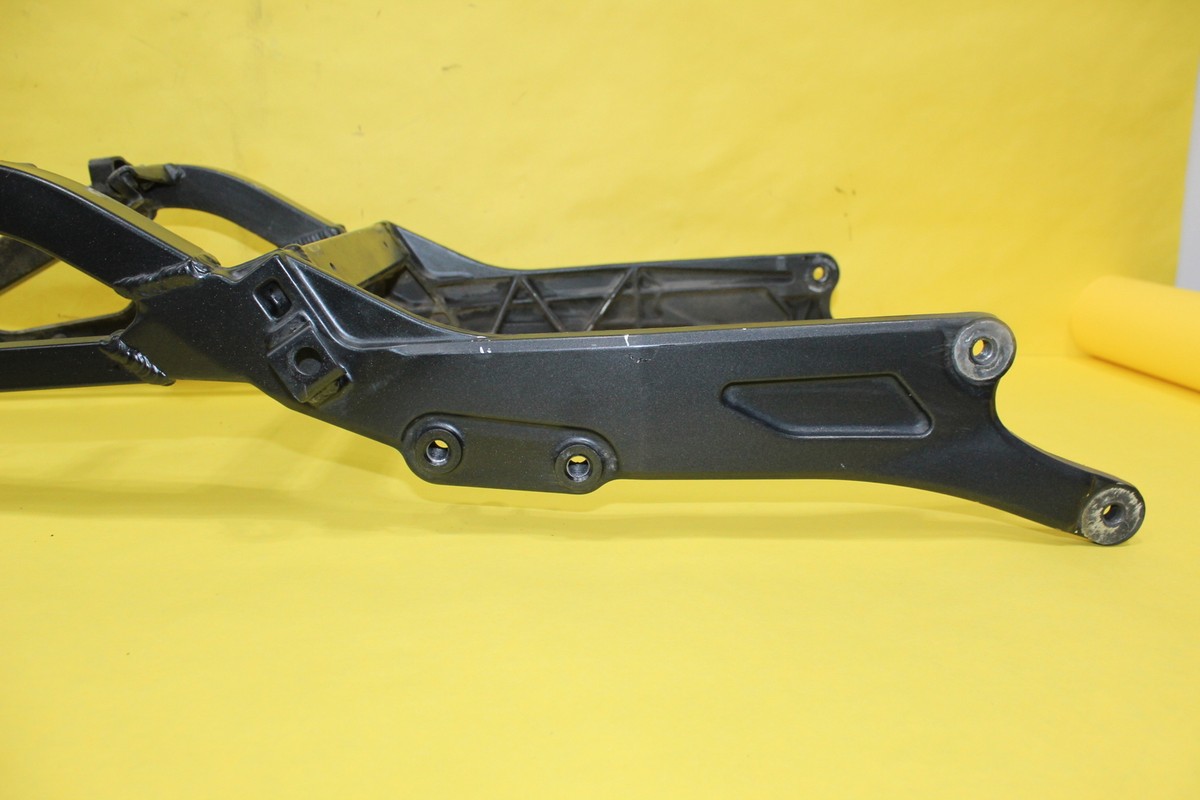 yasuhiro178 様 00-05 Kawasaki Ninja Zx12r Rear Subframe Back Sub Frame 32160-1778