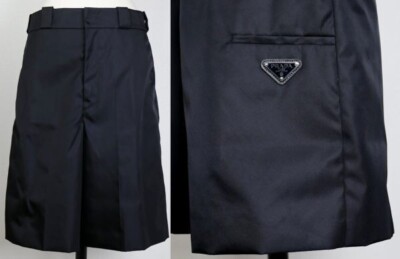 ショートパンツ PRADA BERMUDA SHORTS PRADA 2021 Re-nylon Triangle Plate Bermuda Shorts Pants Size